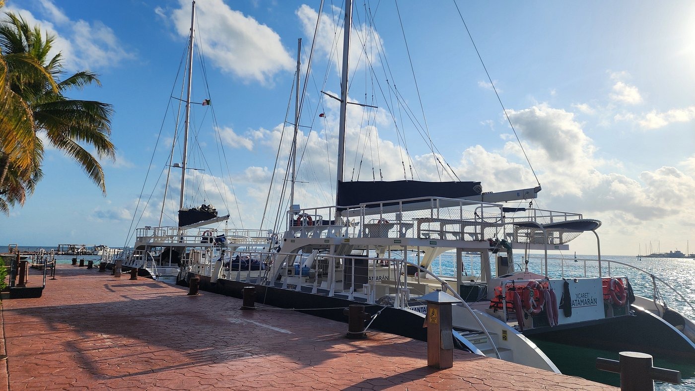Esnórquel en el arrecife El Meco con el tour de Xcaret Xailing